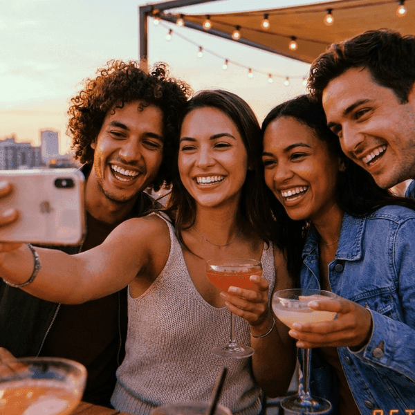 Group selfie with multiple faces — Lasso face detection counts faces and estimates age